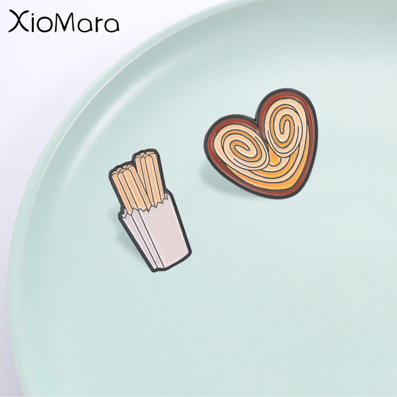 Funny Snack Enamel Pin, Churro - Food Lovers Snacks 评论和价格